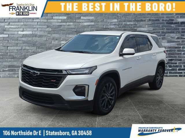 Used 2023 Chevrolet Traverse RS