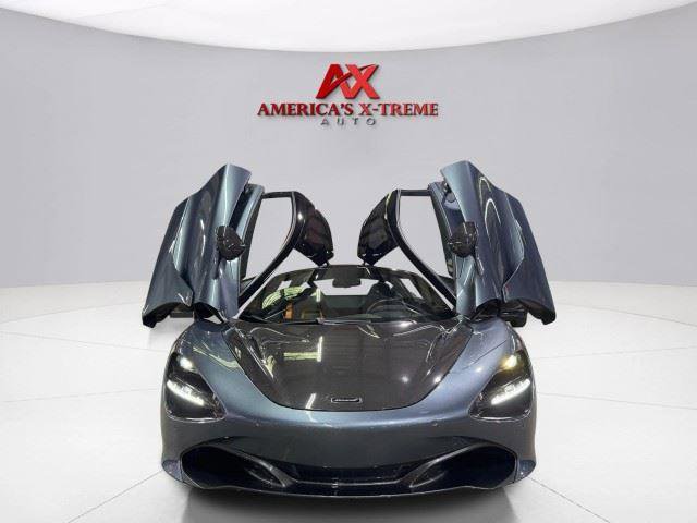 Used 2018 McLaren 720S photo 14