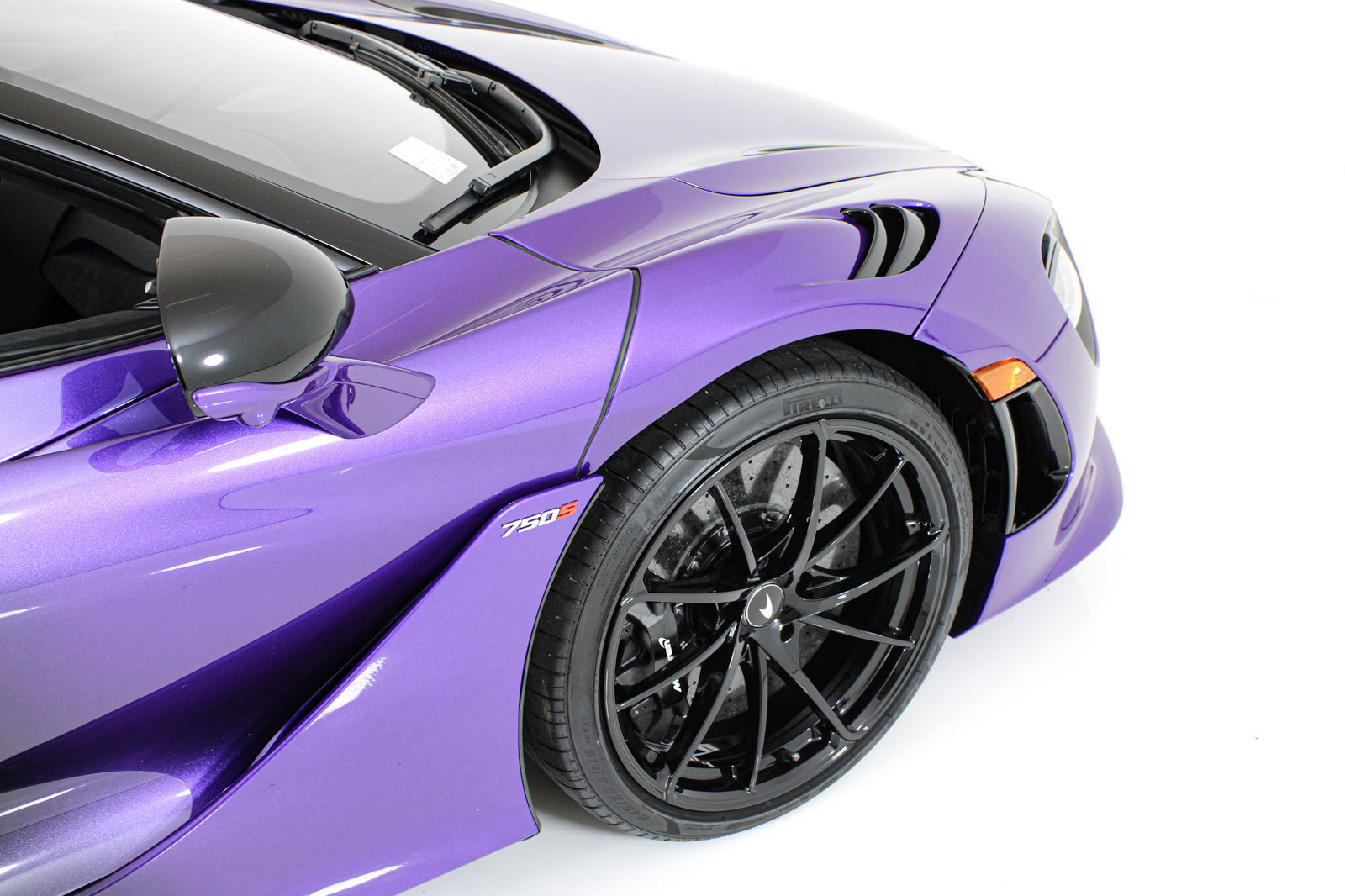 Used 2024 McLaren 750S photo 21