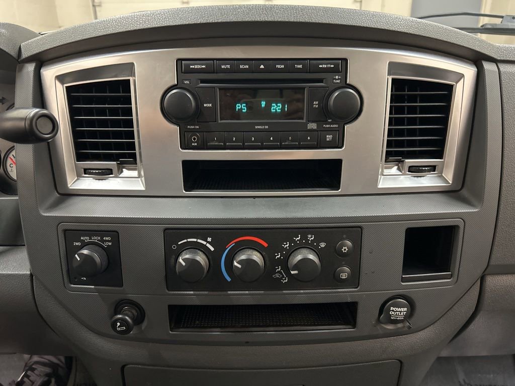 2007 Dodge Ram 1500 Truck SLT