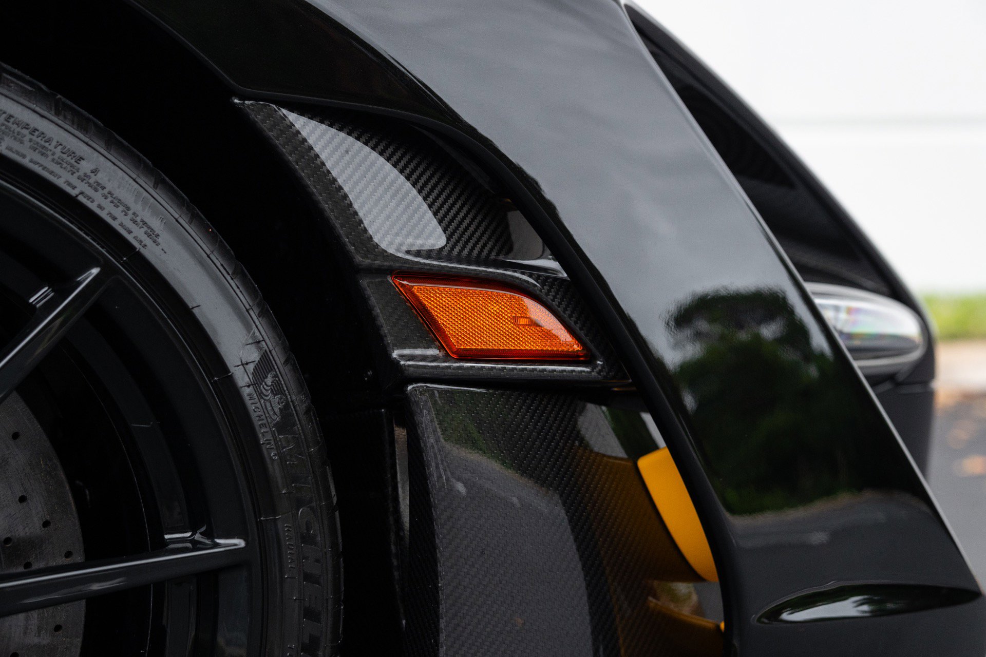 Used 2019 McLaren Senna photo 13