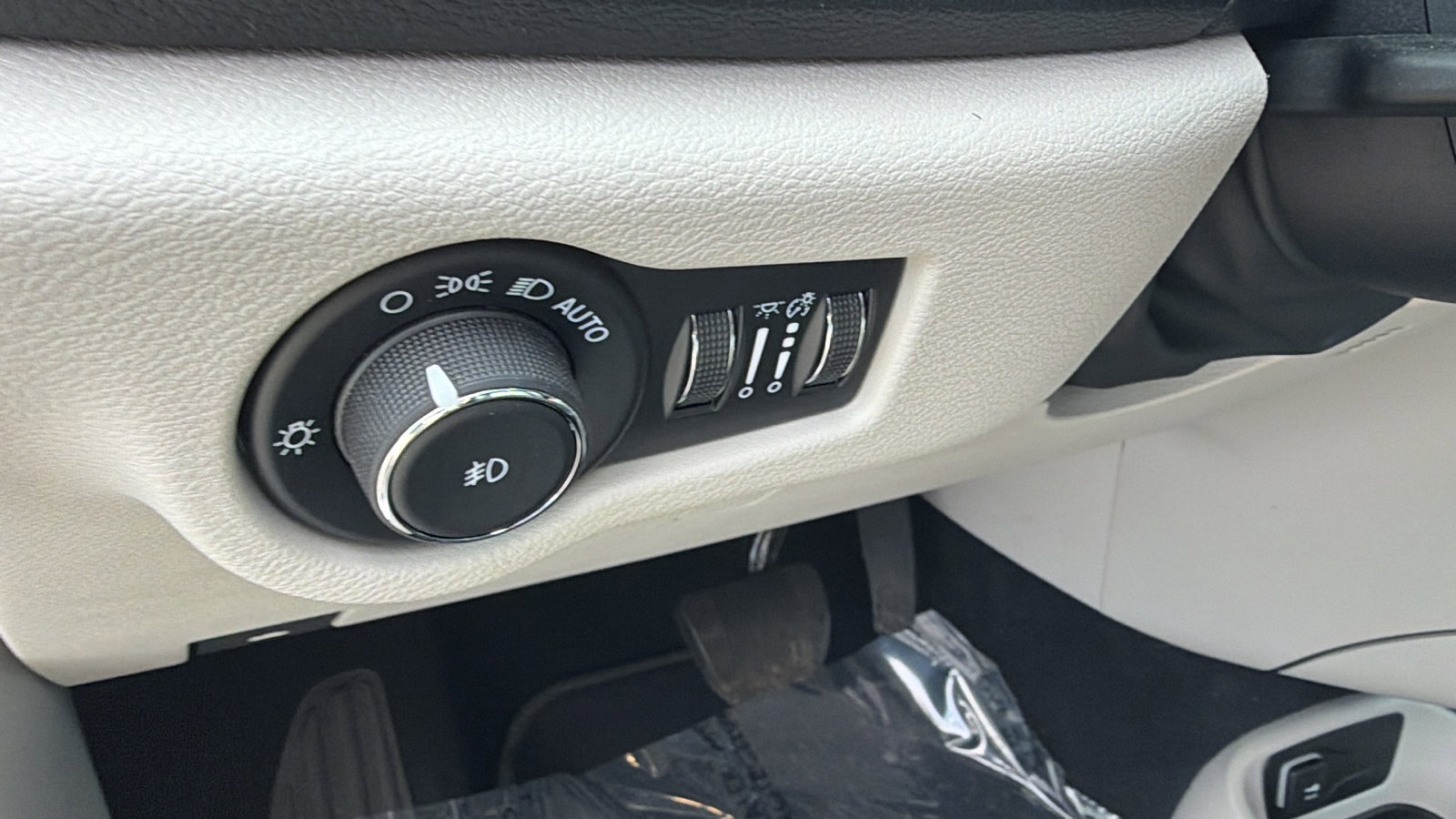 2024 Chrysler Pacifica Touring-L