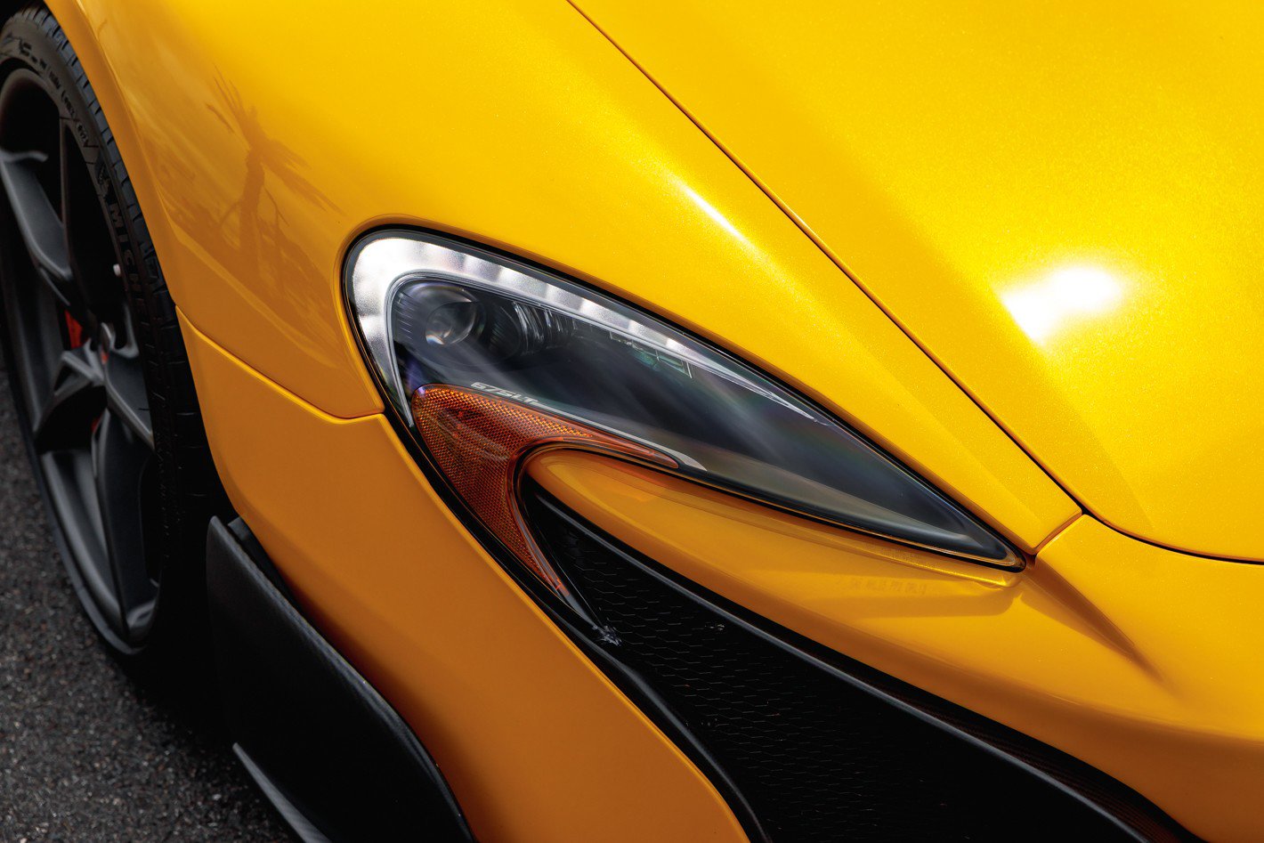 Used 2016 McLaren 675LT Coupe photo 40