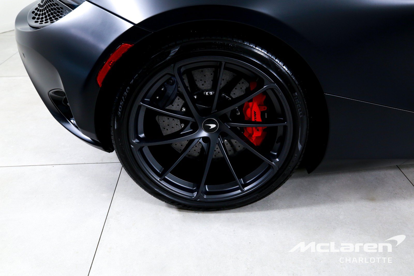 Used 2025 McLaren 750S Spider photo 24