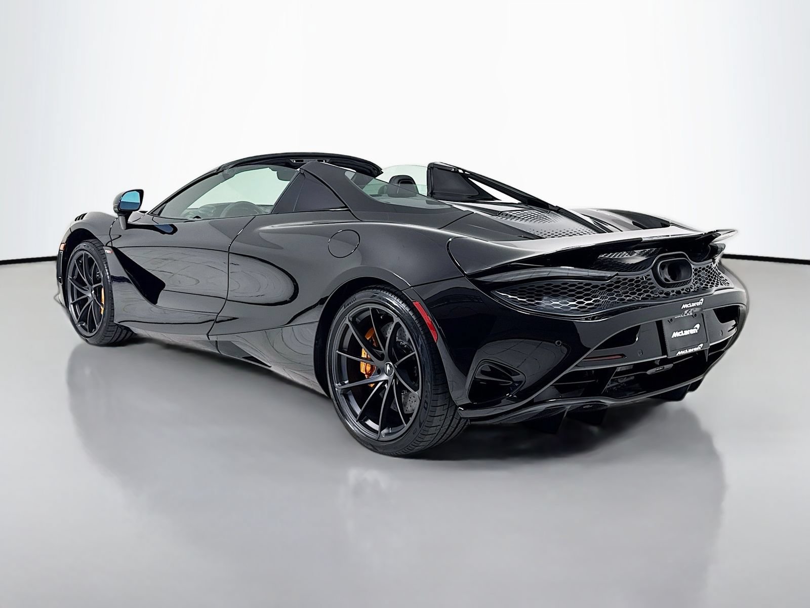 Used 2026 McLaren 750S Spider photo 5
