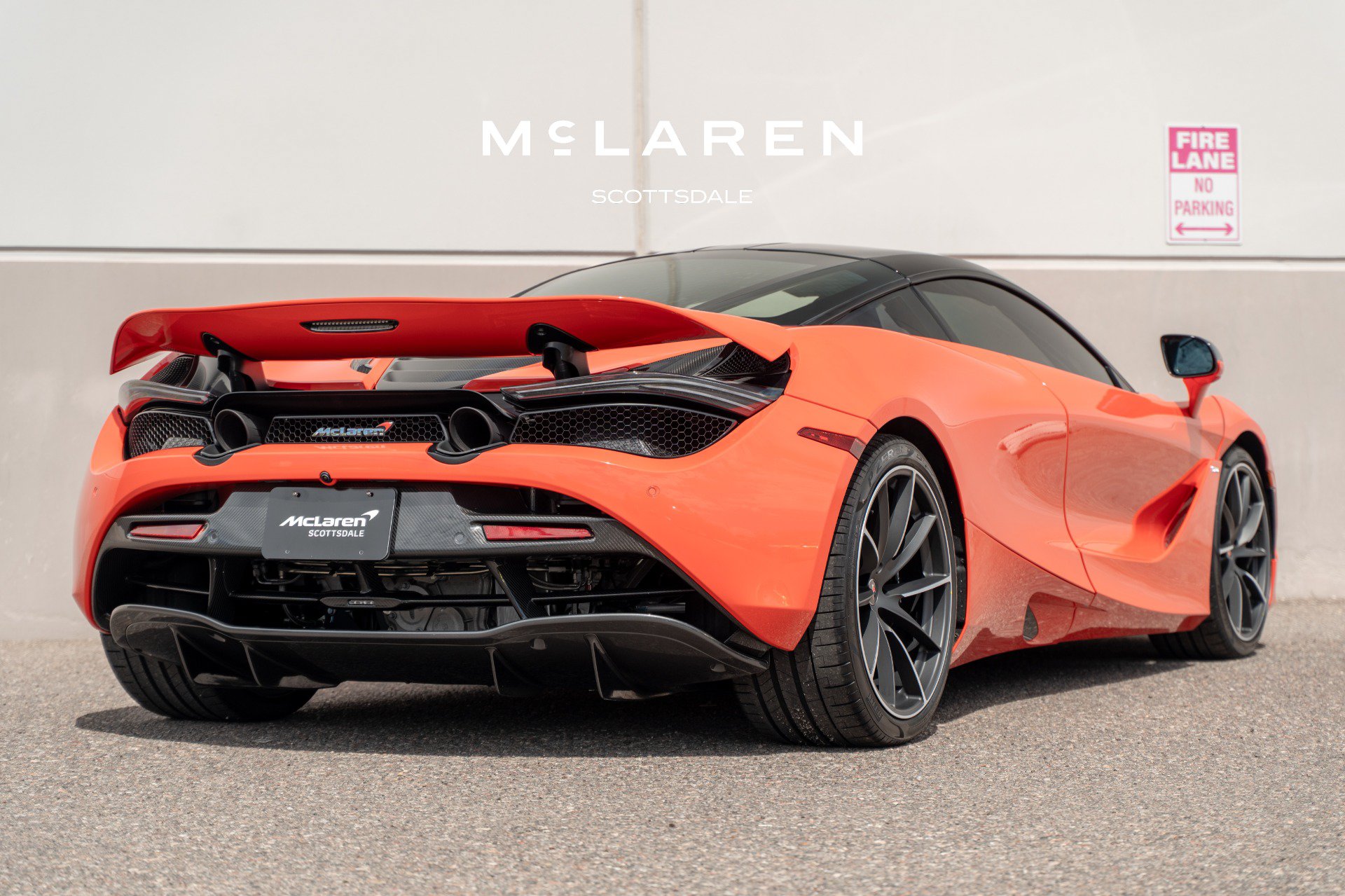 Used 2018 McLaren 720S Performance photo 7