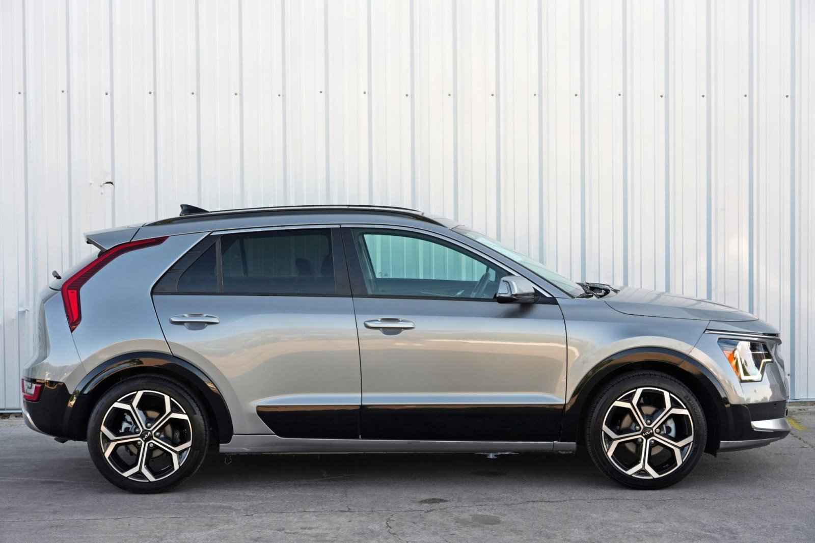 2023 Kia Niro SX Touring