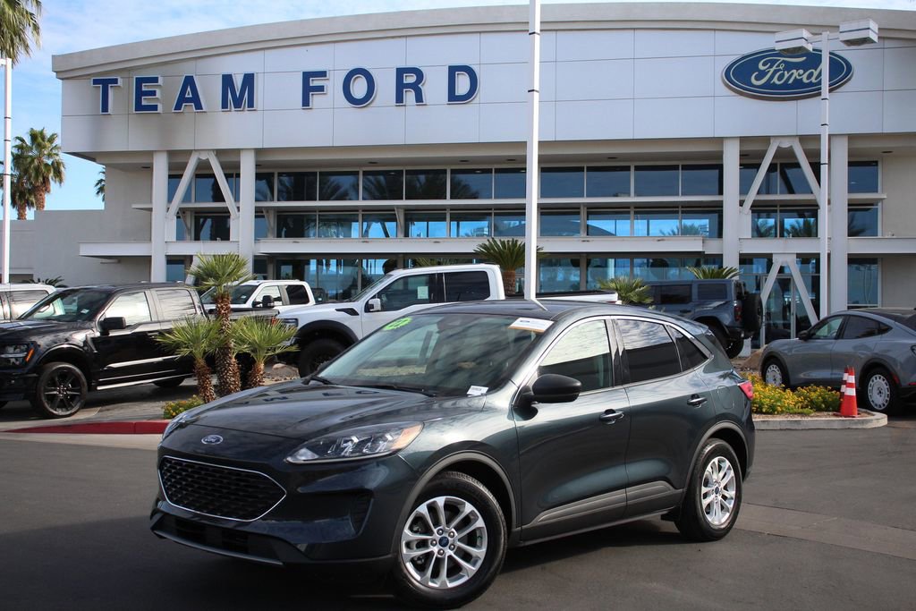 2022 Ford Escape SE