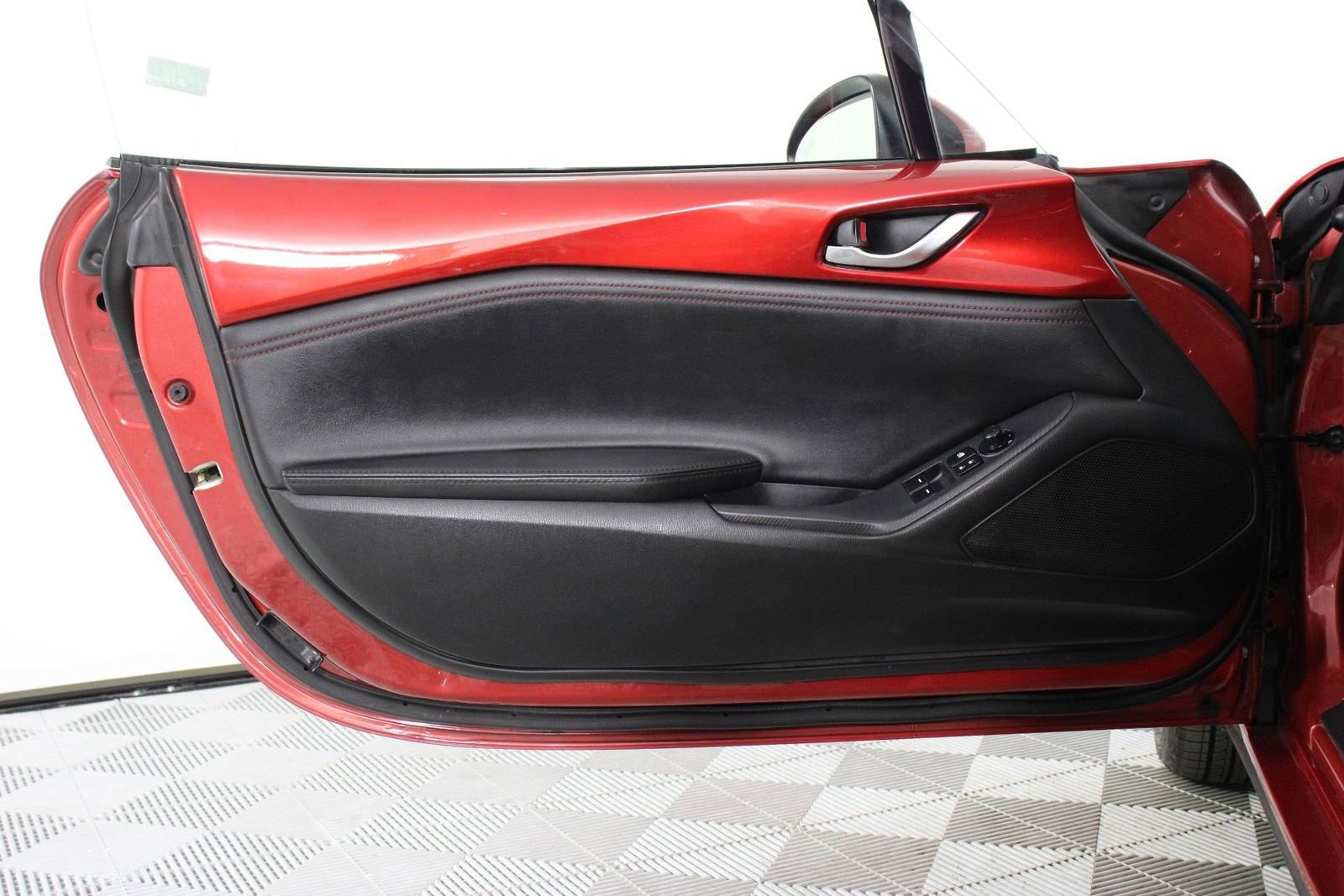 2016 MAZDA MX-5 Miata Grand Touring