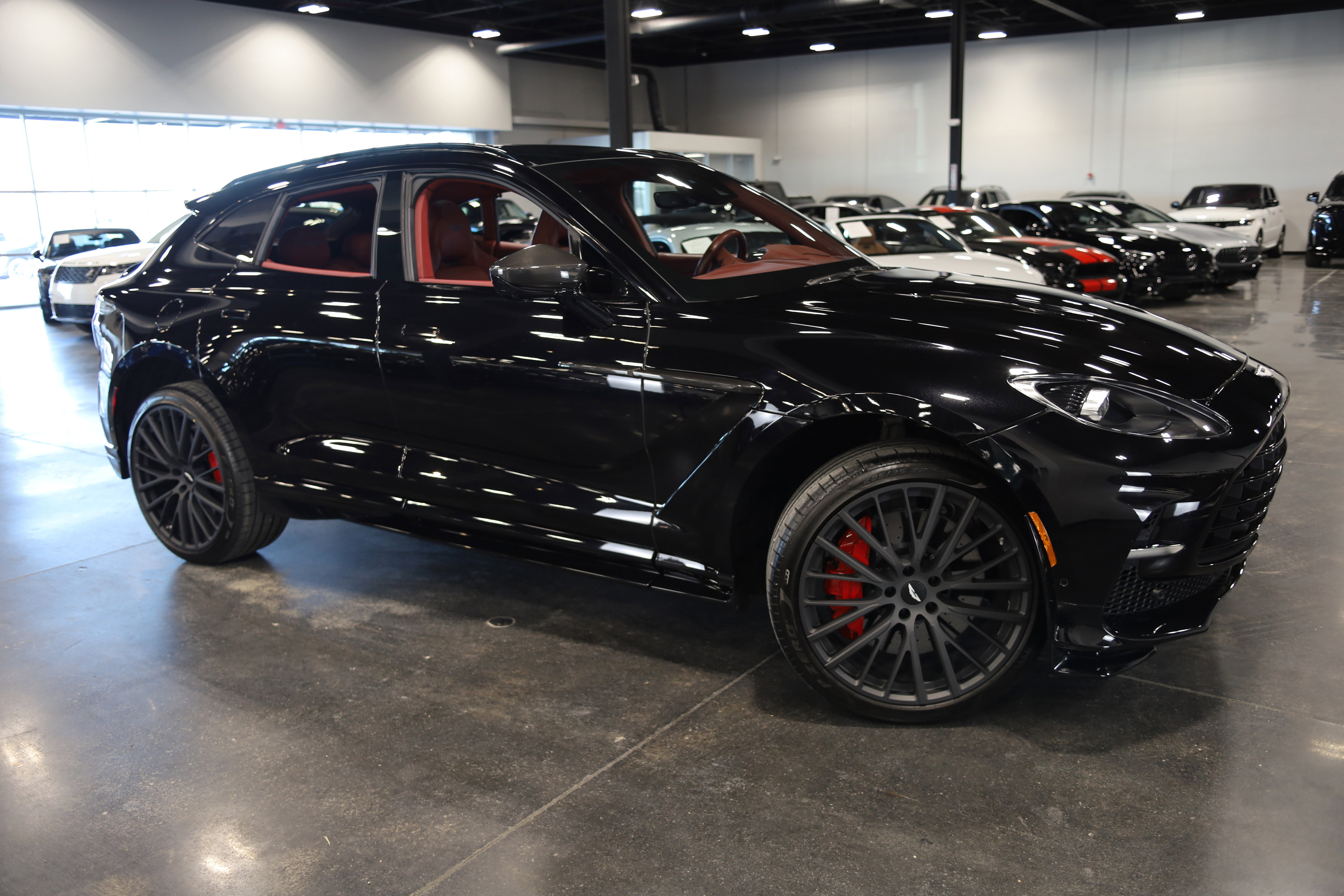 2023 Aston Martin DBX 707