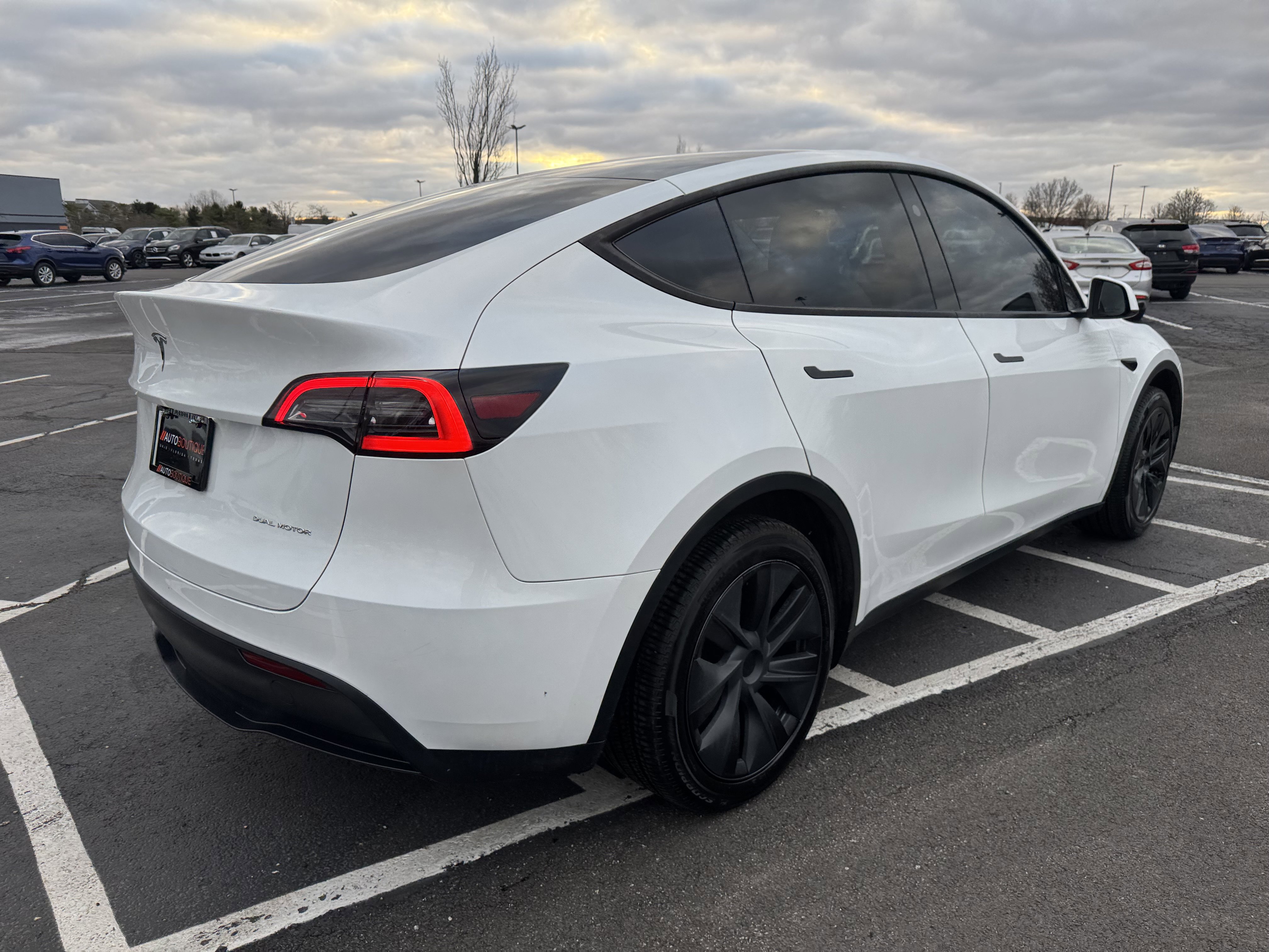 2024 Tesla Model Y Long Range