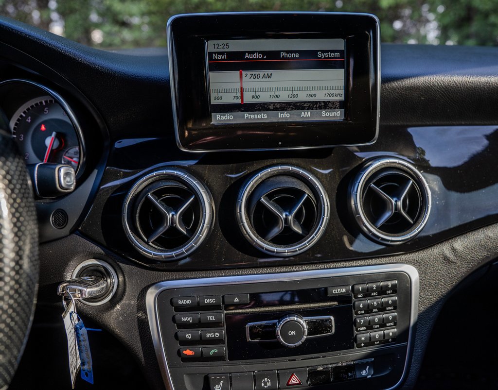 2014 Mercedes-Benz CLA 250