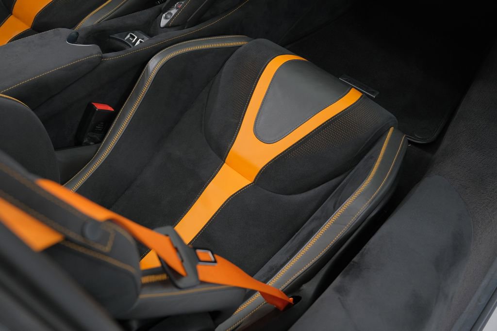 Used 2020 McLaren 720S Spider photo 20