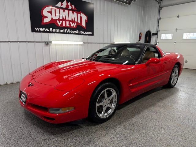 Used 2000 Chevrolet Corvette Coupe w/ Roof Pkg