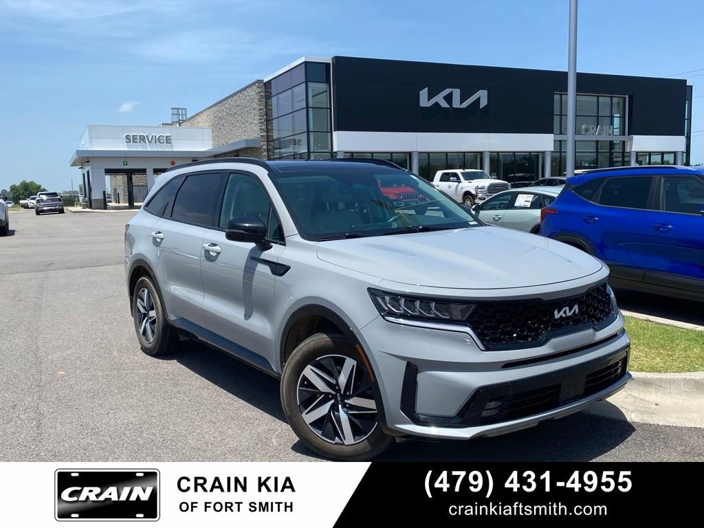 Certified 2023 Kia Sorento EX w/ Panoramic Sunroof Package