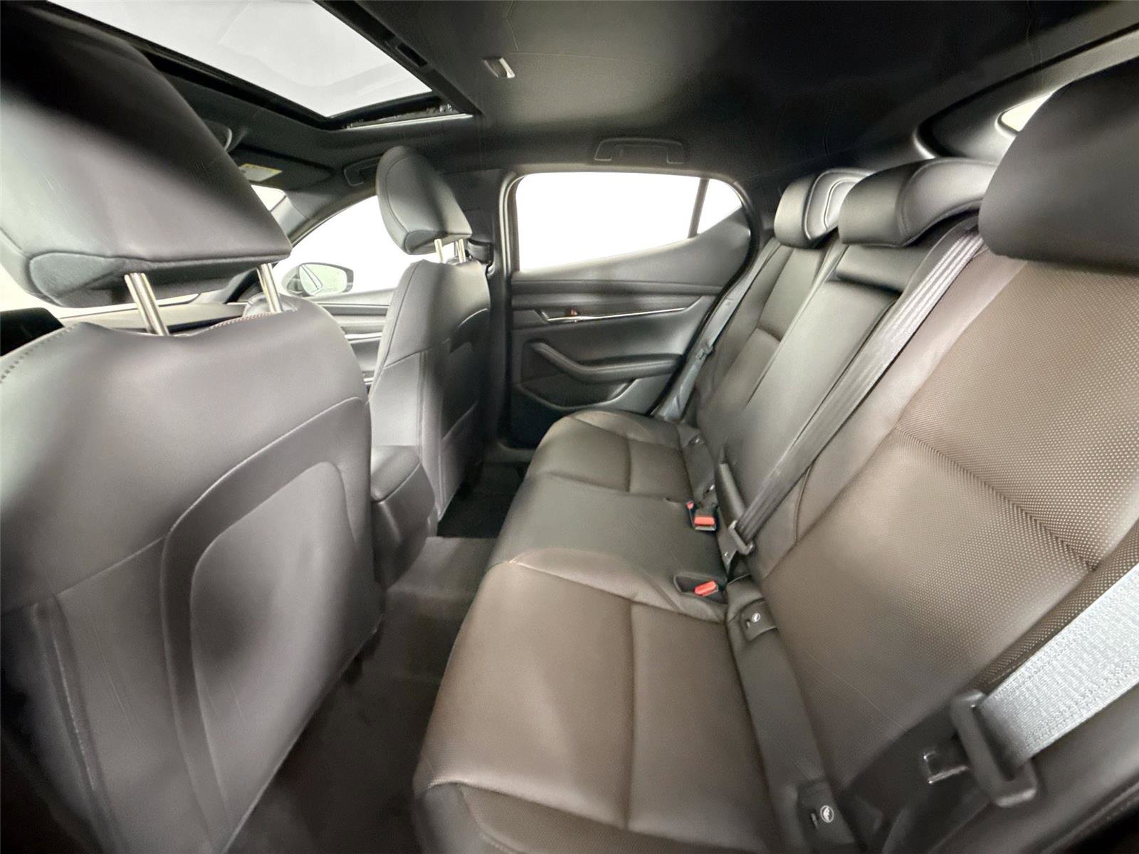 2026 MAZDA Mazda3 Hatchback w/Premium Plus Pkg