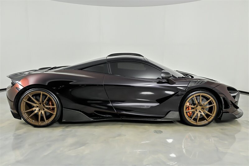 Used 2018 McLaren 720S photo 16