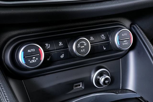 2025 Alfa Romeo Stelvio Sprint