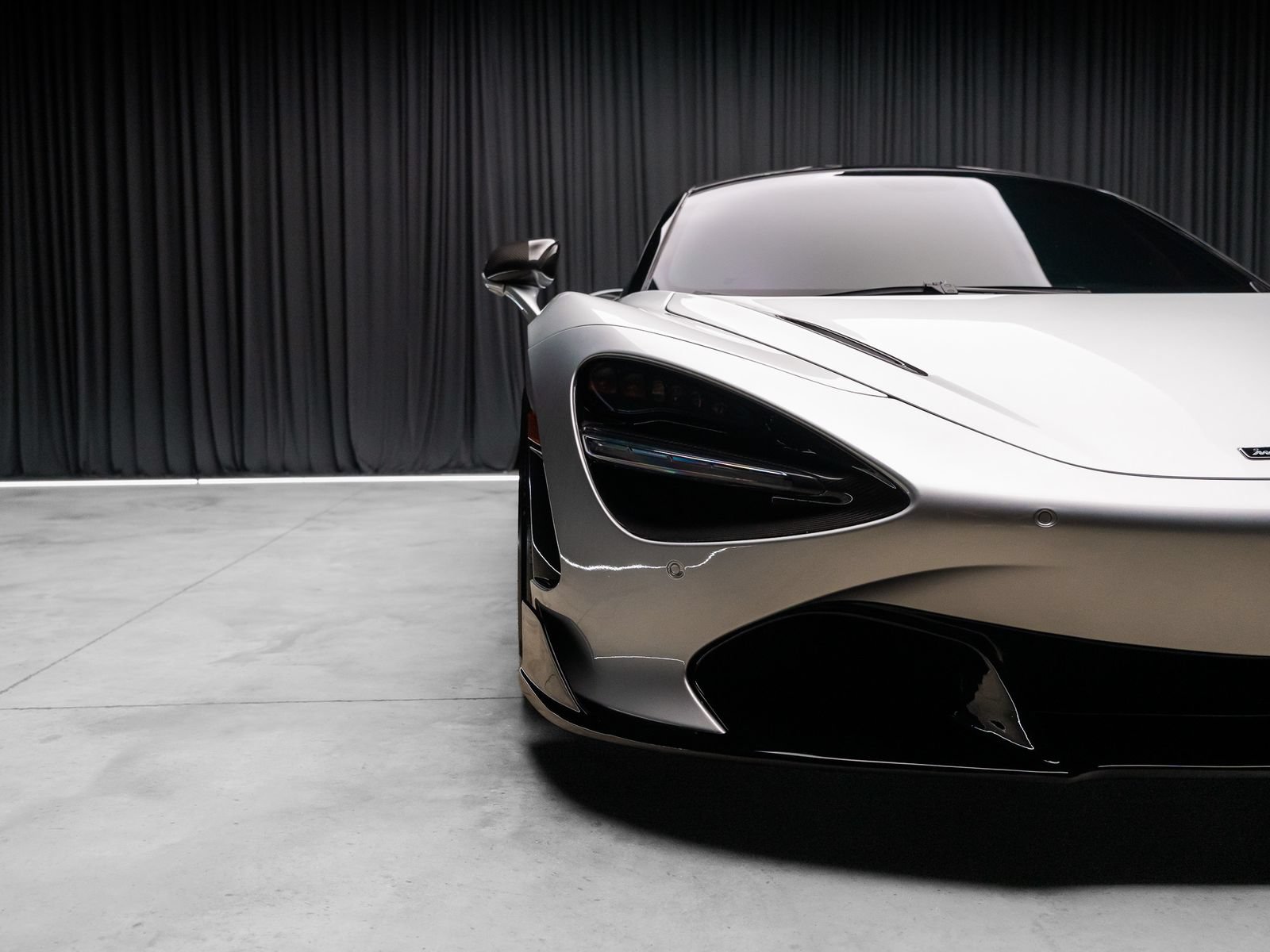 Used 2019 McLaren 720S photo 18