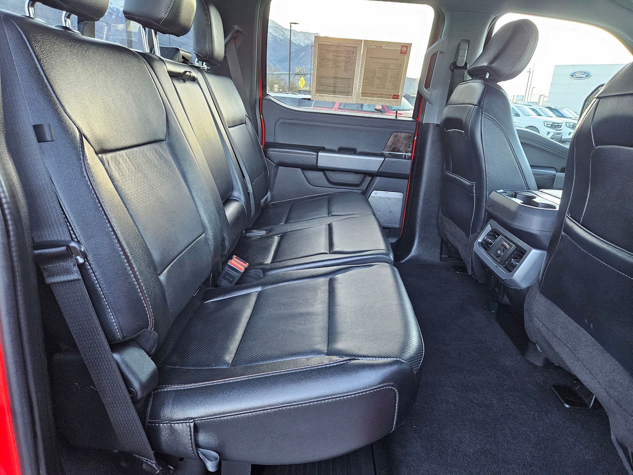 2023 Ford F350 Lariat