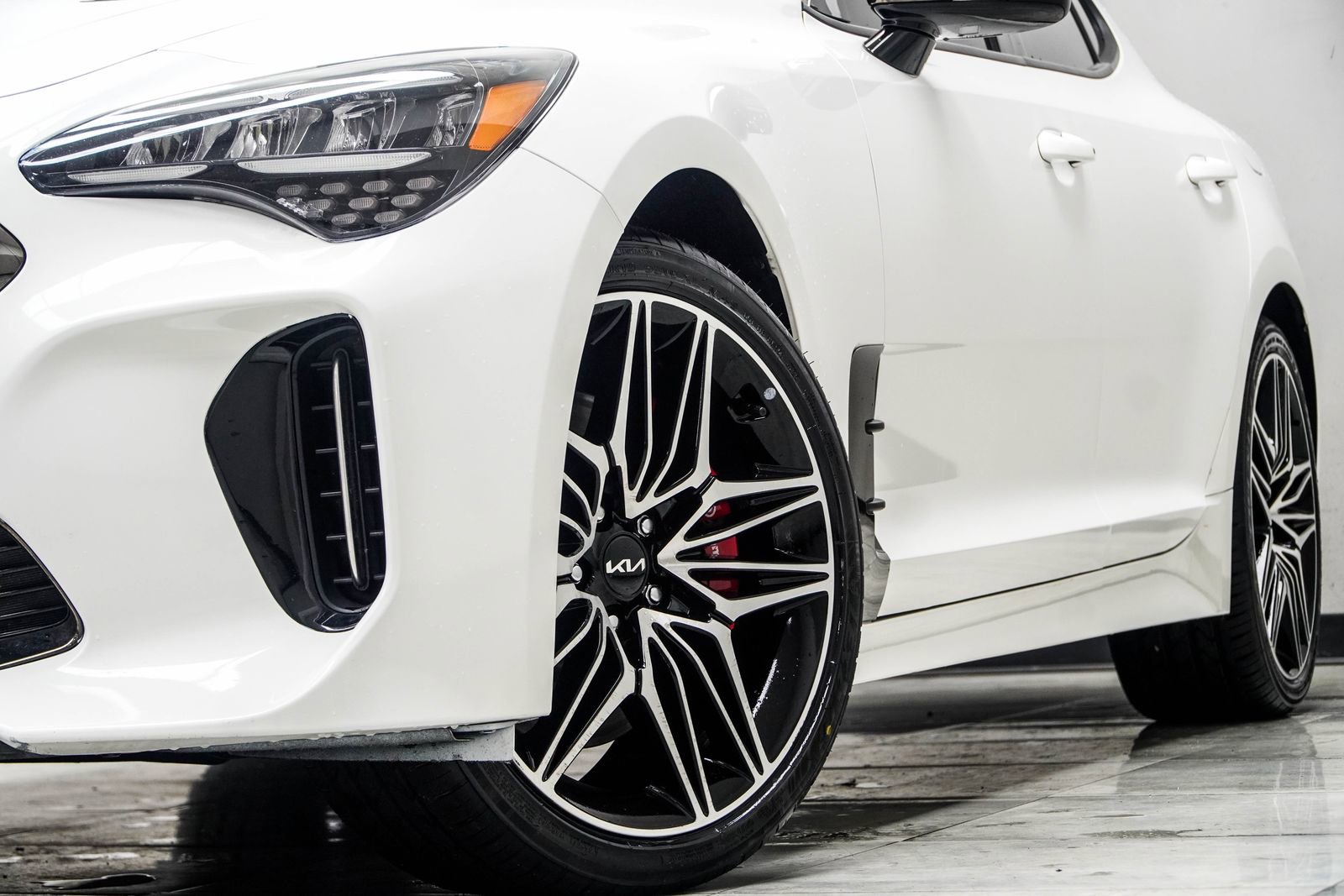 2022 Kia Stinger GT1