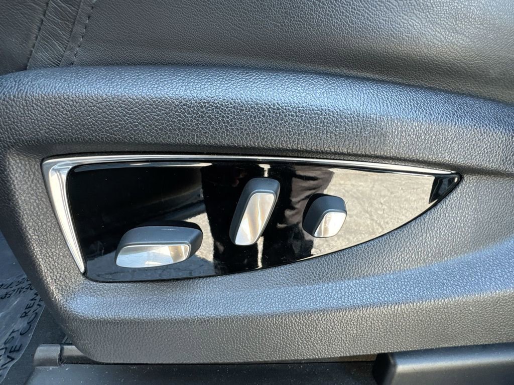 2017 Cadillac Escalade Premium Luxury