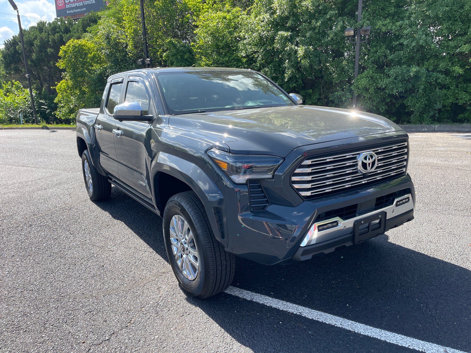 Used 2024 Toyota Tacoma Limited w/ Limited Package (LT)