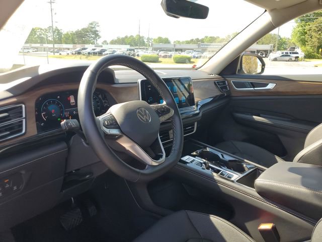 2025 Volkswagen Atlas SE