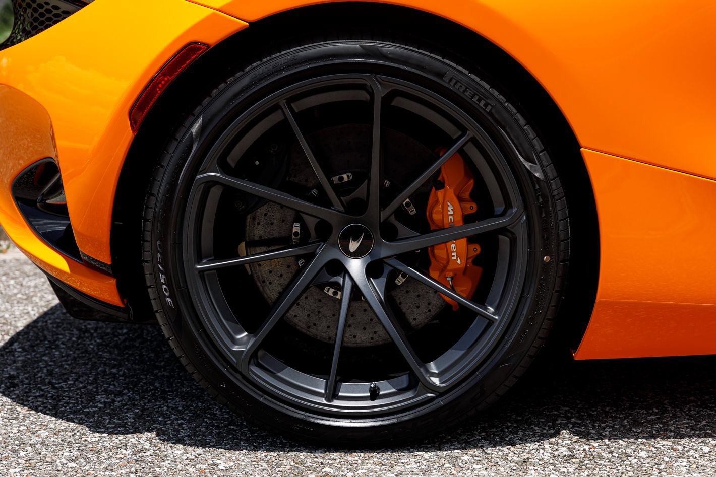New 2027 McLaren 750S photo 13