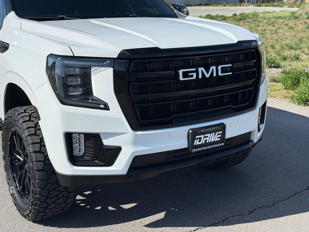 2023 GMC Yukon SLT