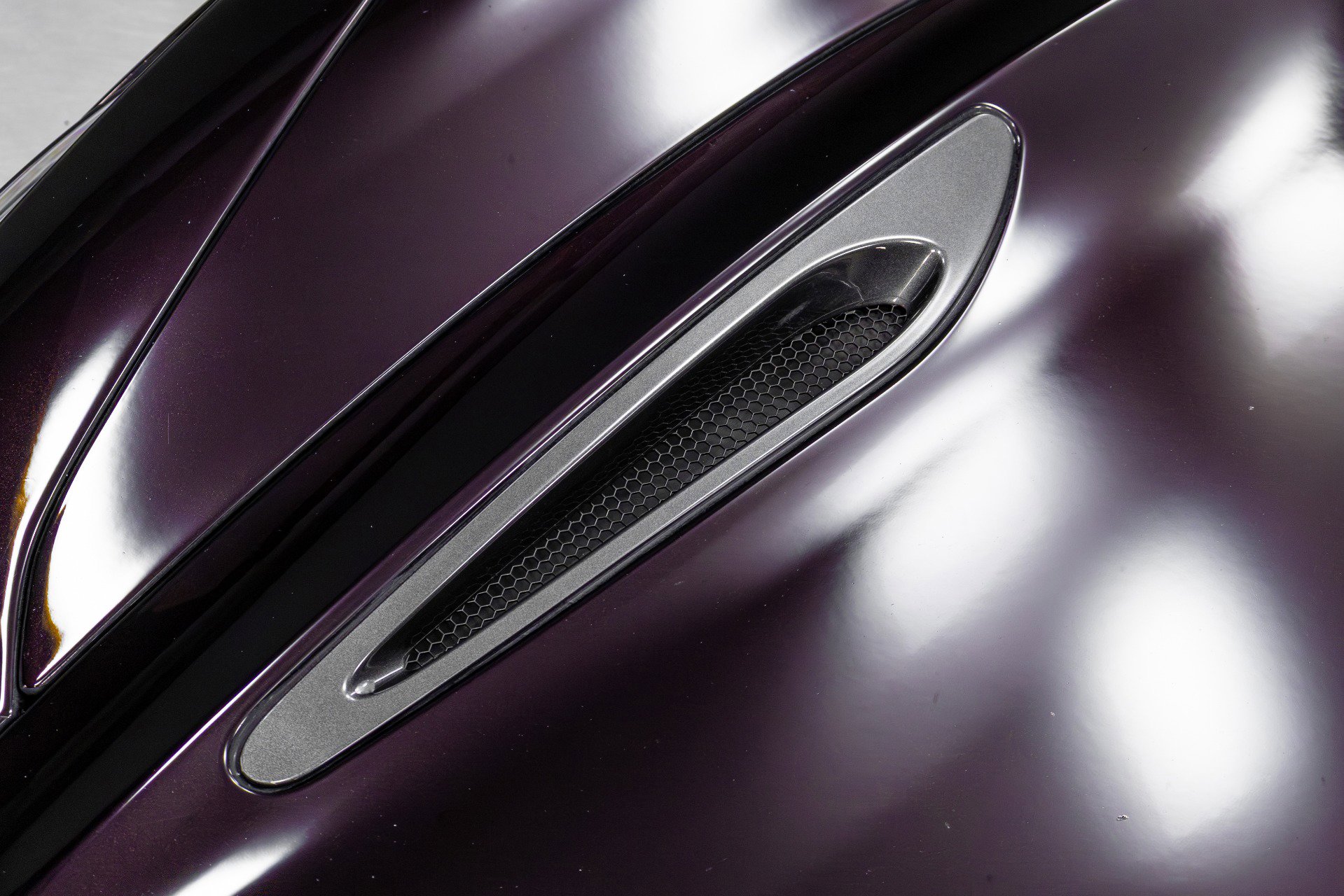 Used 2018 McLaren 720S Performance photo 42