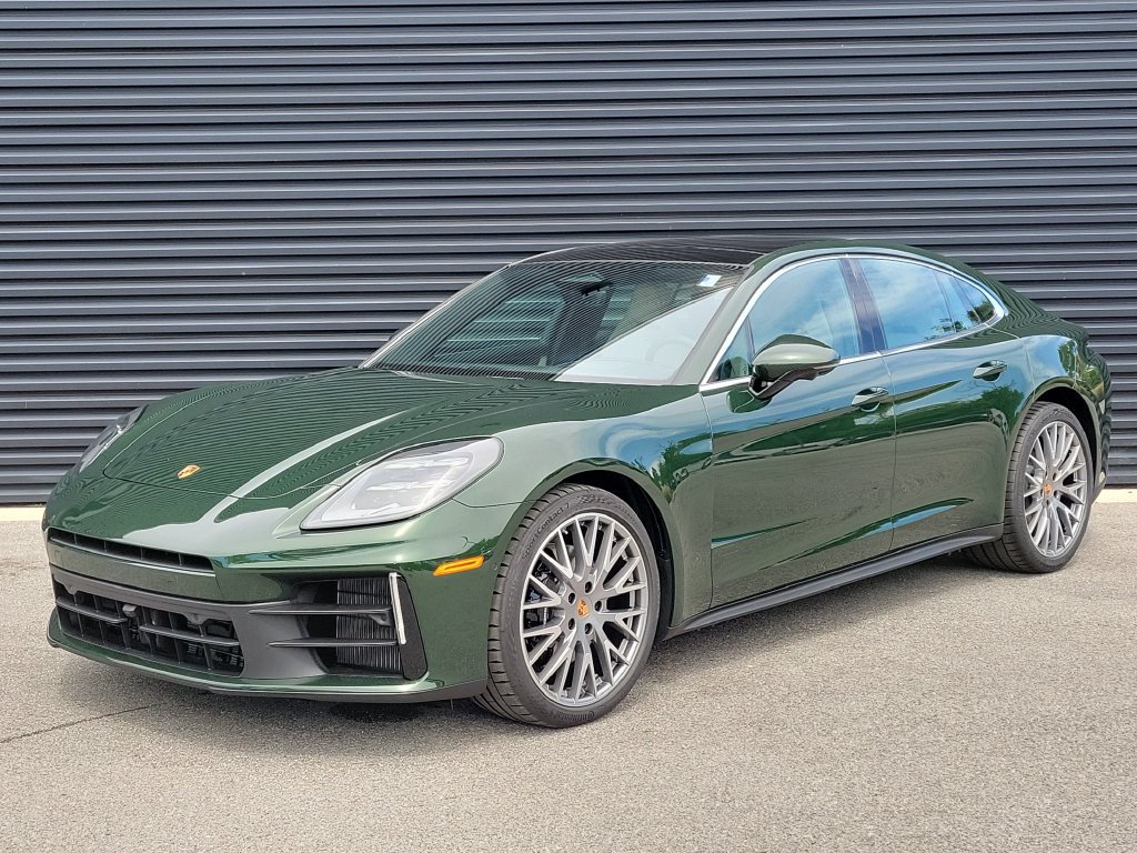 New 2026 Porsche Panamera 4