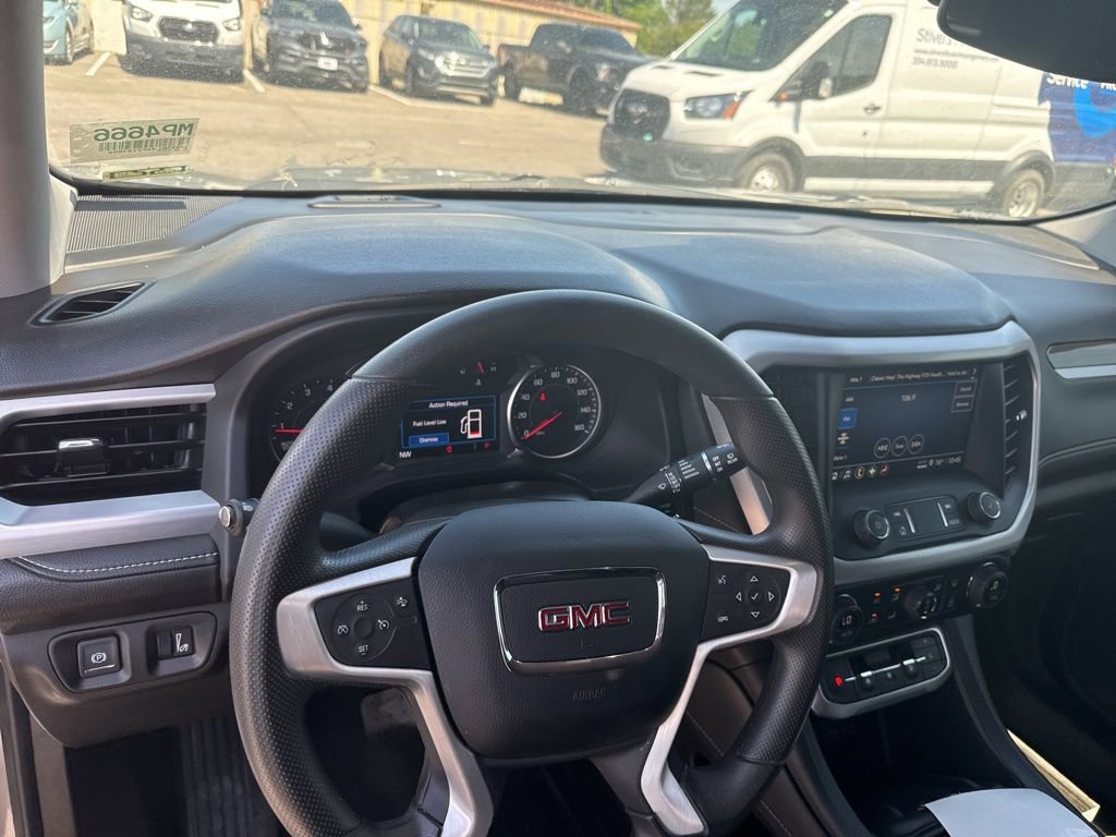 2023 GMC Acadia SLE