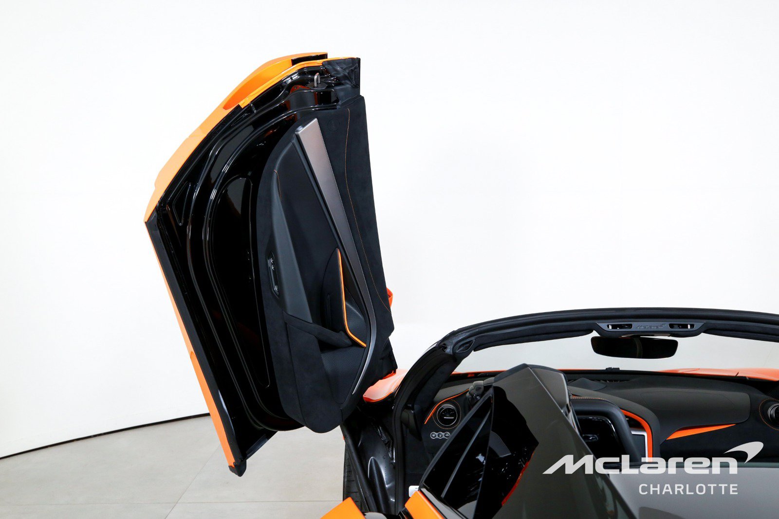 Used 2026 McLaren 750S Spider photo 12