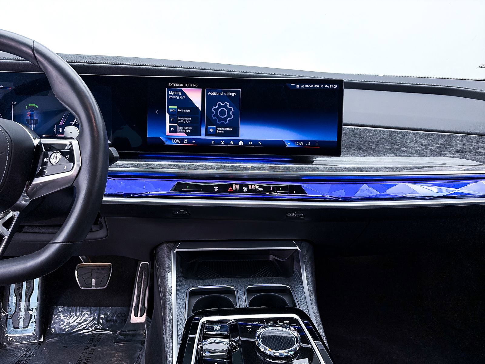 2023 BMW 760i xDrive