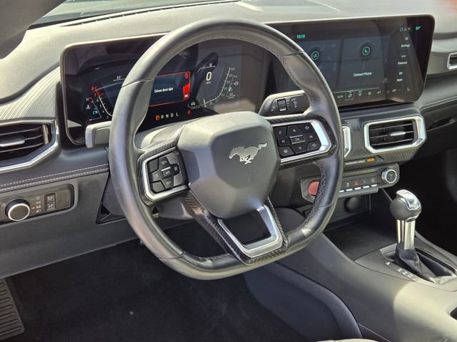 2025 Ford Mustang Premium