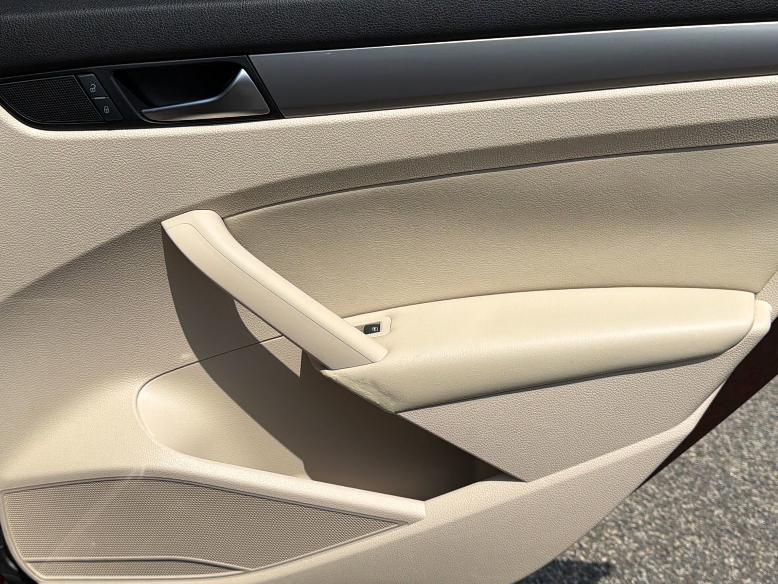 2014 Volkswagen Passat 1.8T Wolfsburg Edition