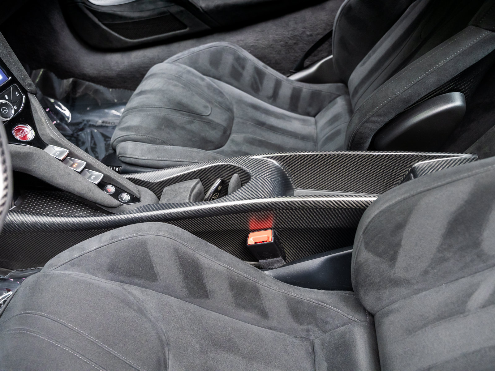 Used 2021 McLaren 765LT photo 57