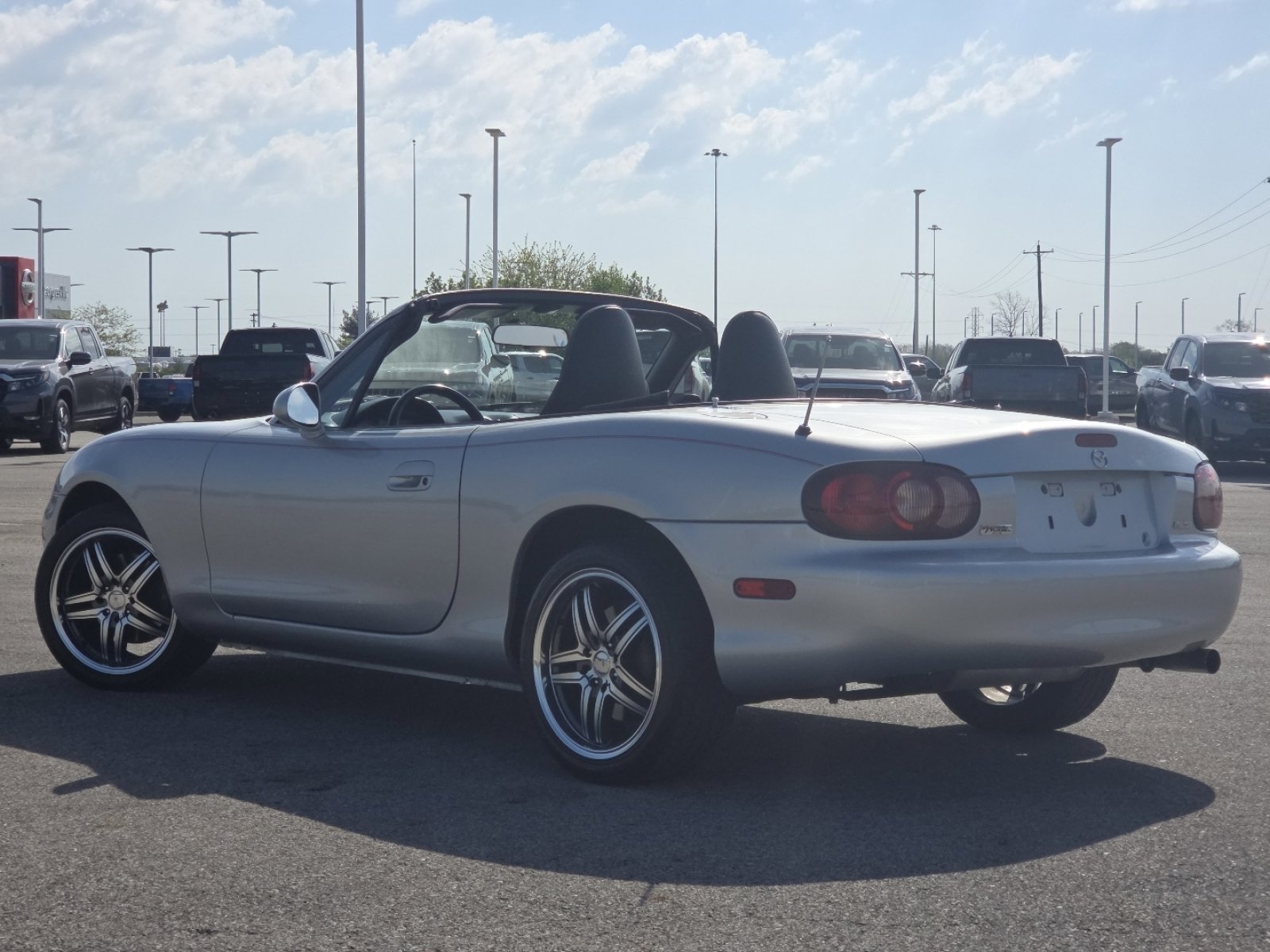 2003 MAZDA MX-5 Miata