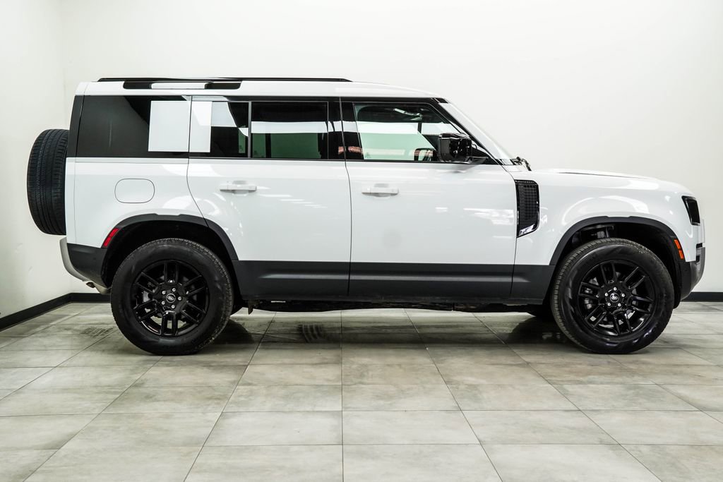 2025 Land Rover Defender 110 S