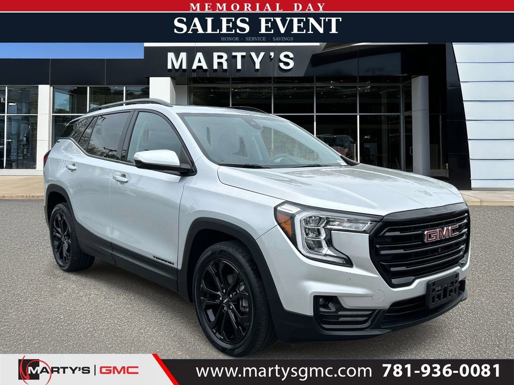 Used 2022 GMC Terrain SLT w/ Infotainment Package II