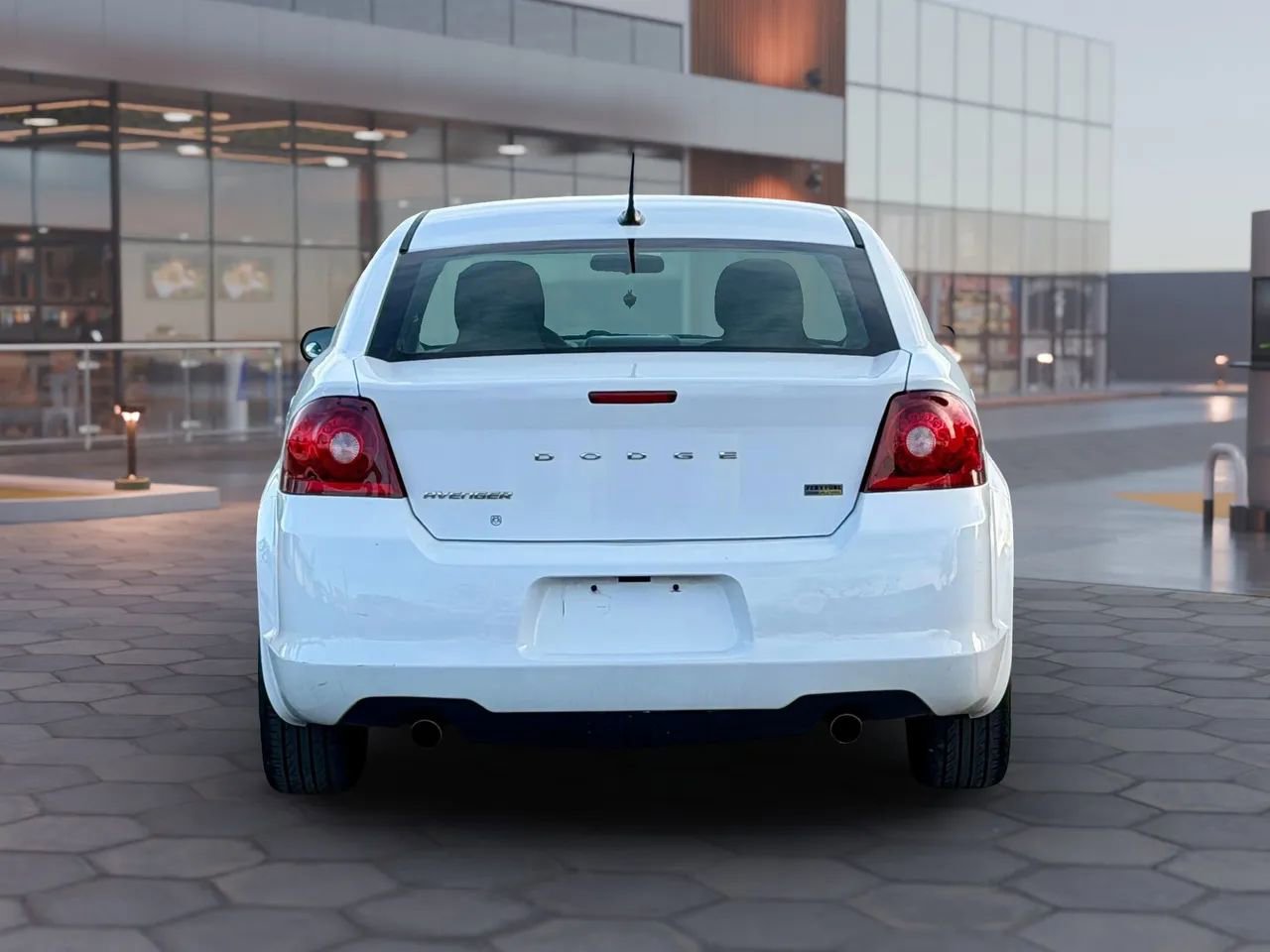 2012 Dodge Avenger SE