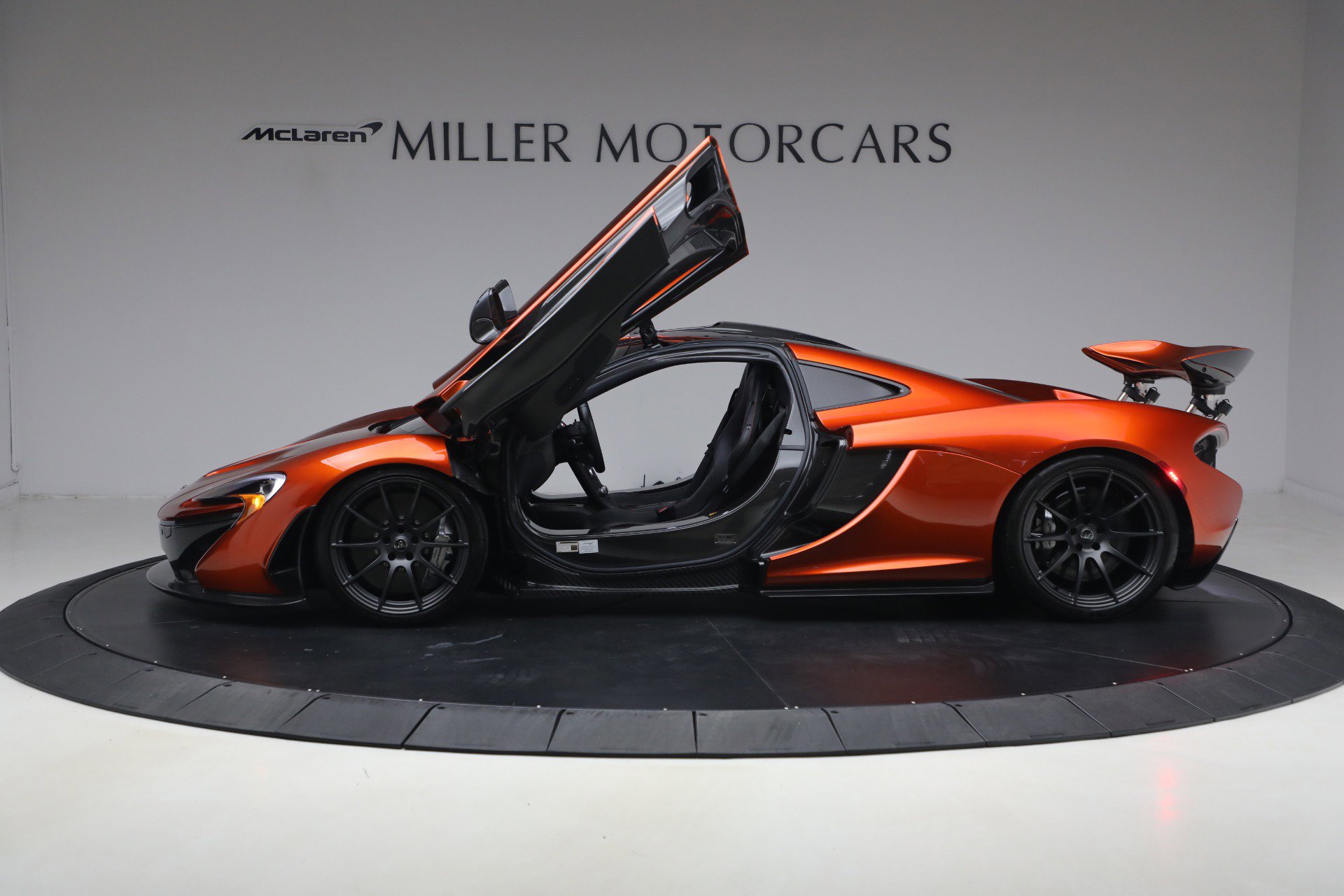 Used 2015 McLaren P1 photo 15