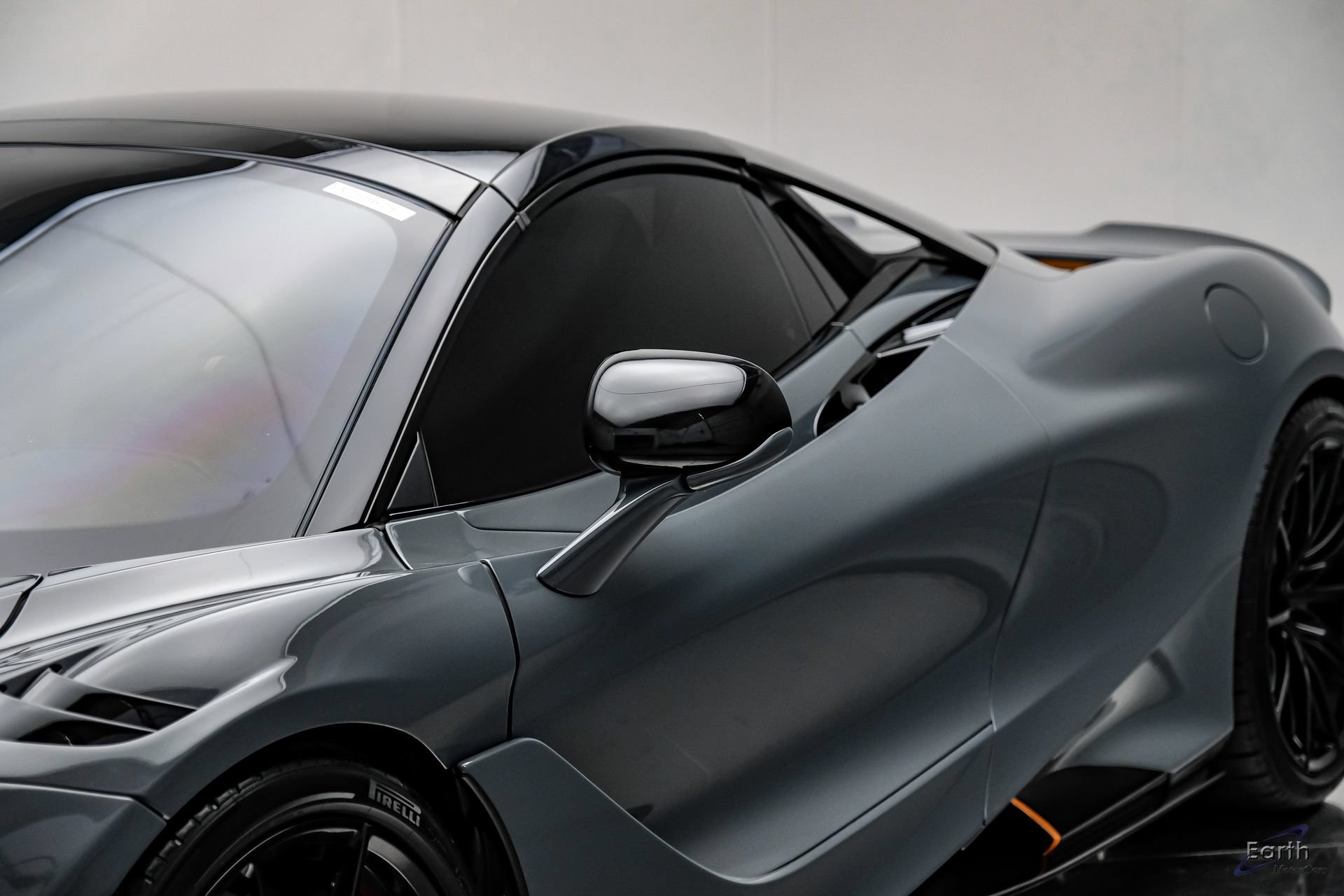 Used 2022 McLaren 765LT photo 38