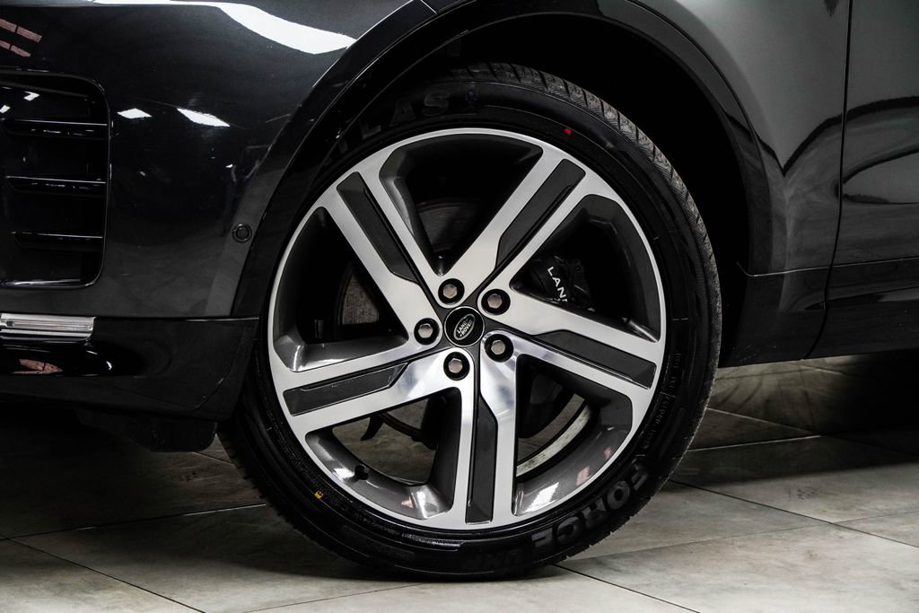 2023 Land Rover Discovery Metropolitan Edition