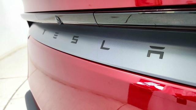 2026 Tesla Model Y Performance