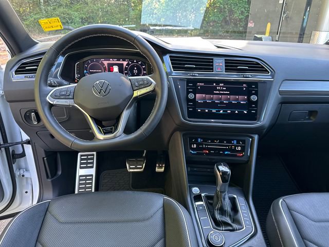 2023 Volkswagen Tiguan SEL R-Line