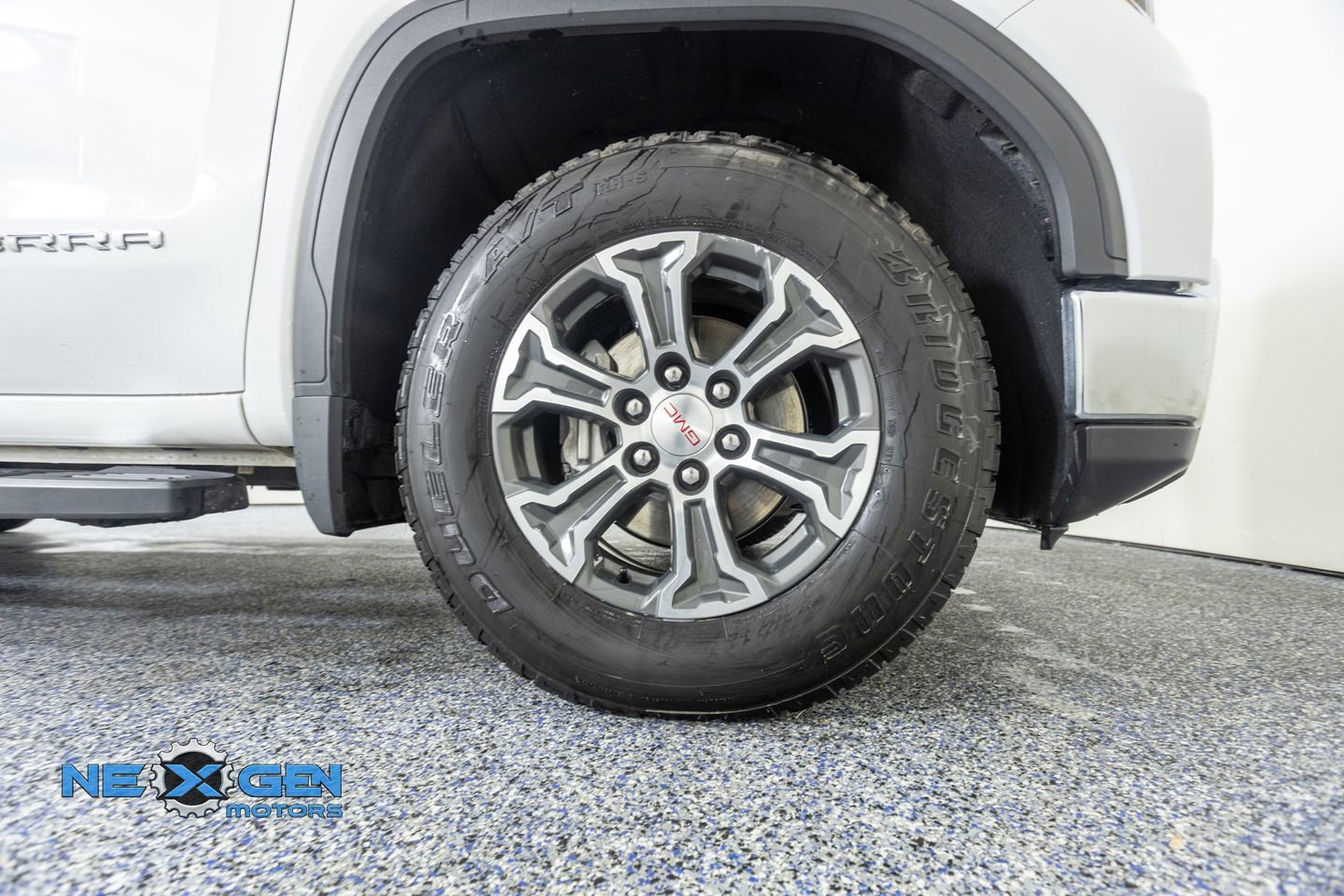 2023 GMC Sierra 1500 SLE