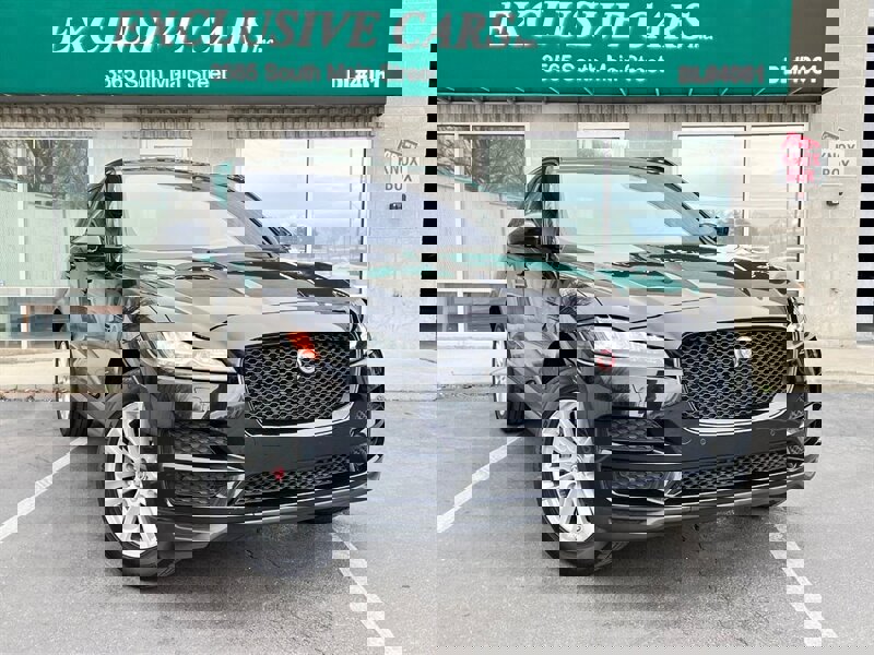 2017 Jaguar F-PACE Prestige