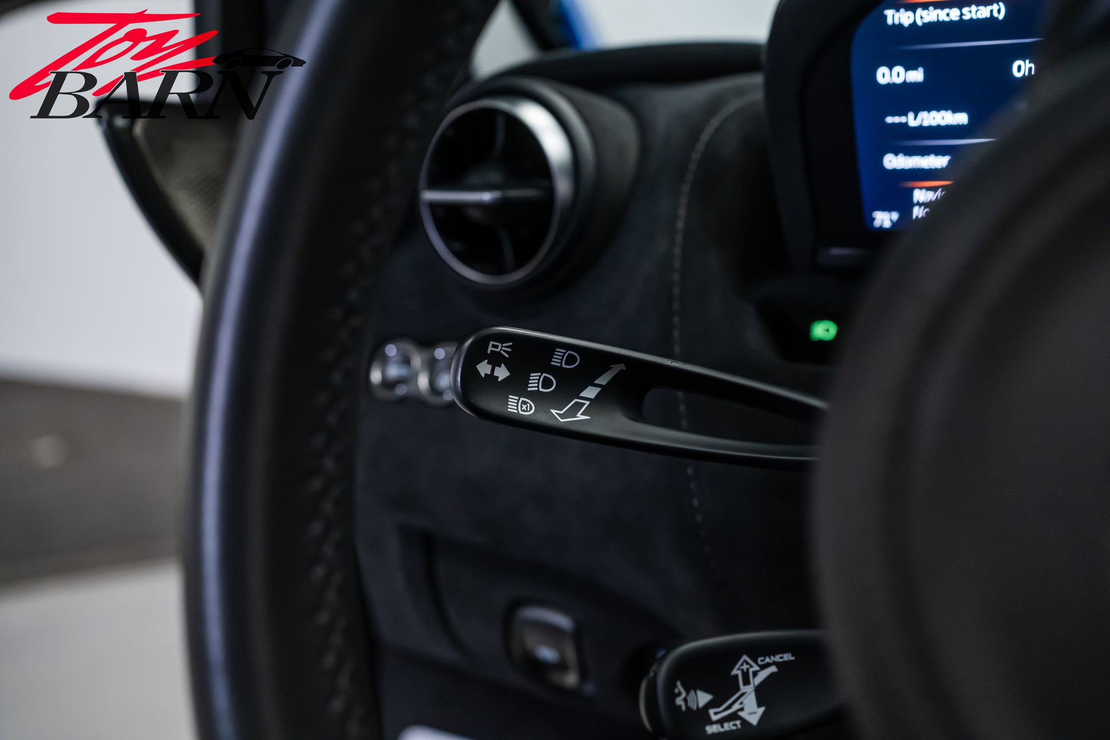 Used 2018 McLaren 720S Performance photo 29